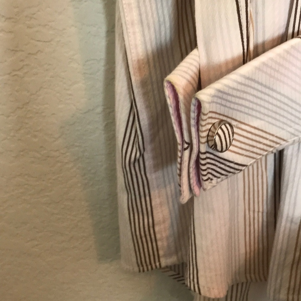 Button up with cuff links - Picture 3 of 5